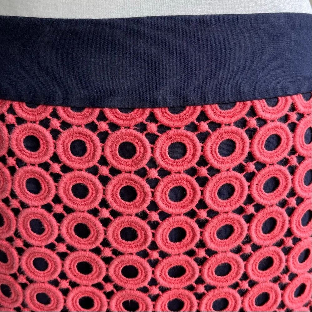 •LOFT• Crochet Lace Skirt In Navy and Salmon - Size 10 - Picture 3 of 7